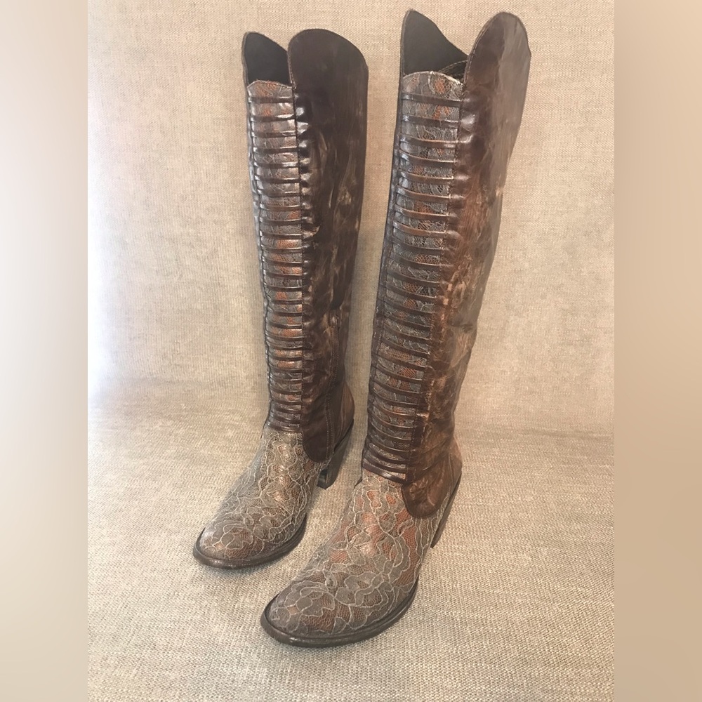 EUC Old Gringo distressed womens boots